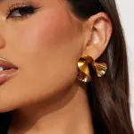 Into The Maze Earrings - Gold